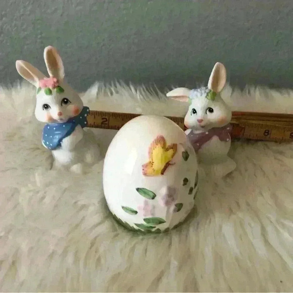 VTG lot of easter figurines bunnies plus egg with basket - Picture 4 of 5